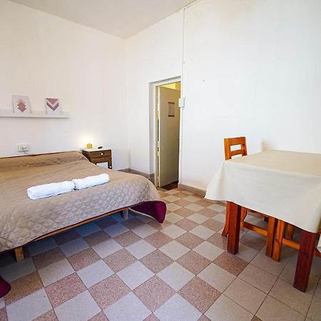 Appartement Complejo Puertas Rosas à Villa Carlos Paz Extérieur photo